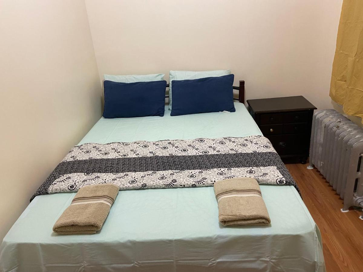 A Pleasant Room In Queens New York Exteriér fotografie