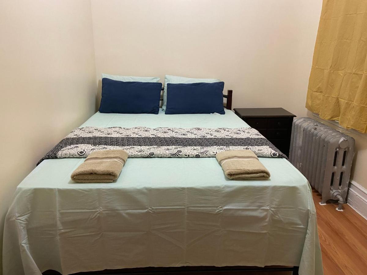 A Pleasant Room In Queens New York Exteriér fotografie
